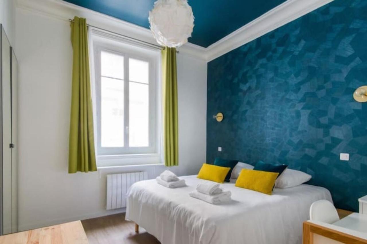 Cozy 2 Bedroom Apartment In Parigi Esterno foto